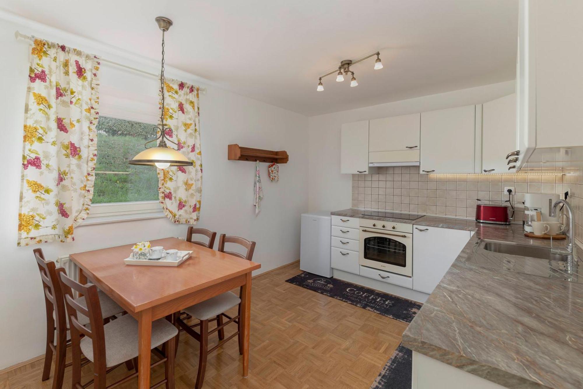 Апартаменти Cozy Garden Flat Любляна Екстер'єр фото