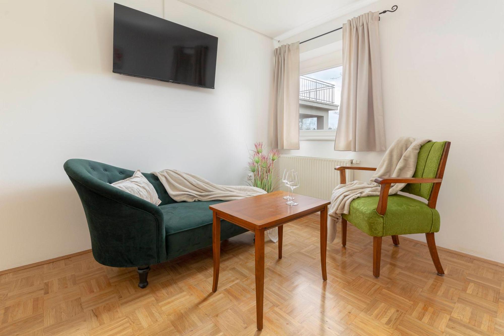 Апартаменти Cozy Garden Flat Любляна Екстер'єр фото